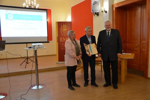 Jenei Dezső-emléklappal tüntették ki Sebestyén Pál György számítástechnikai mérnököt, egyetemi tanárt