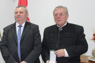 Magyar Arany Érdemkeresztet  kapott Széman Péter, az EME Szilágysomlyói fiókegyesületének elnöke